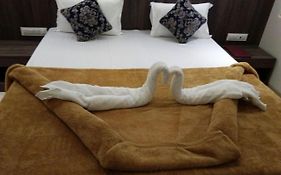 Hotel Grand Parivar